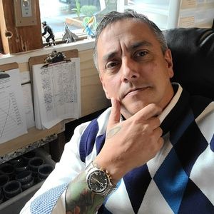 Meet your Posher, Bobby